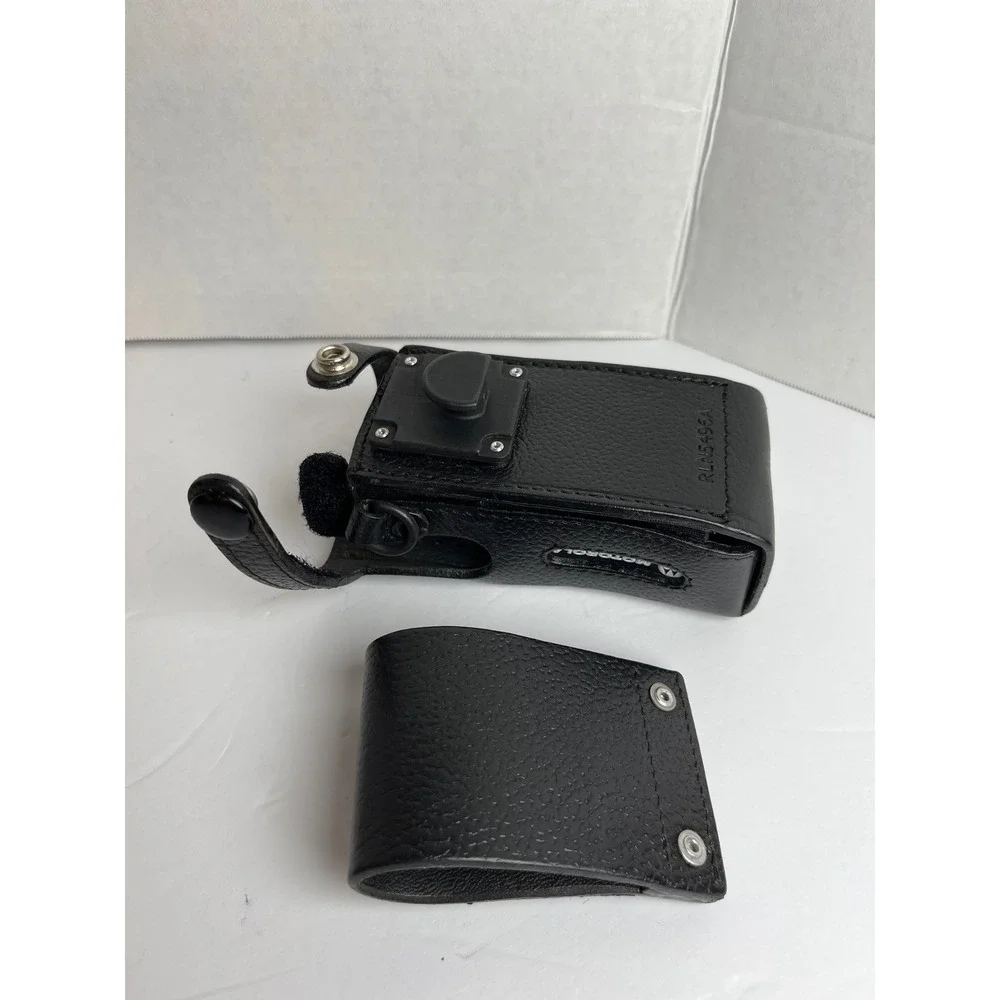 Motorola RLN5496A Genuine Leather Swivel Belt Loop Radio Carry Case Holster
